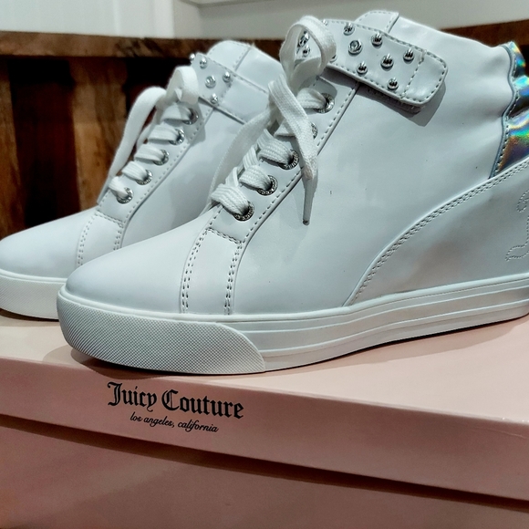 Juicy Couture Wedge JazzUp Shoes - Picture 5 of 5